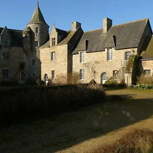Manoir De Kerguereon Bed & Breakfast